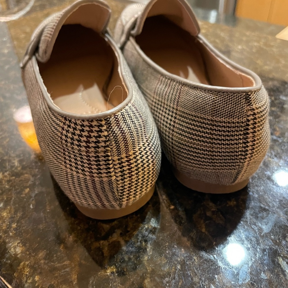 Plaid loafers - NEW NEVER WORN!! - Picture 6 of 8